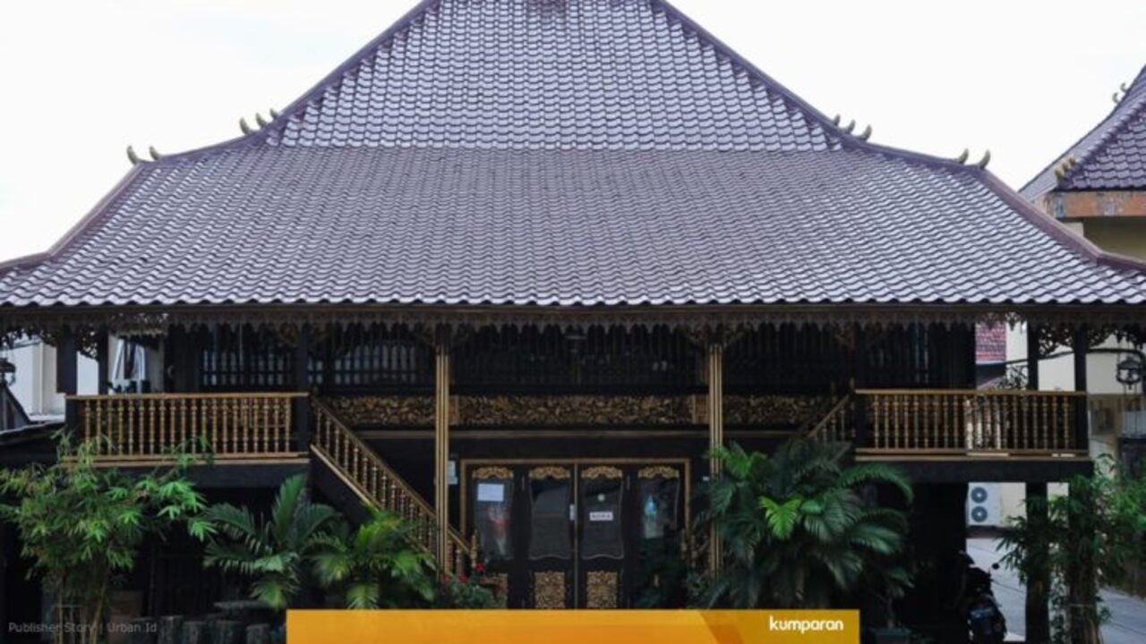 Rumah adat Limas & Penjelasannya (ARSITEKTUR, CIRI, GAMBAR)