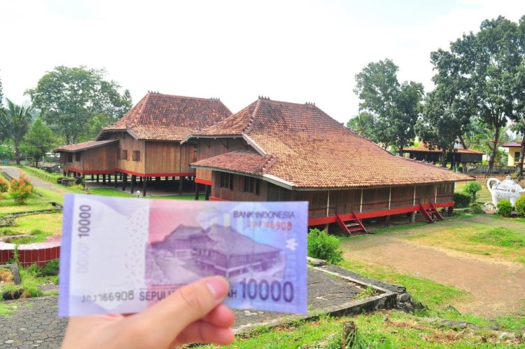 filosfi kekijing ada di rumah adat palembang