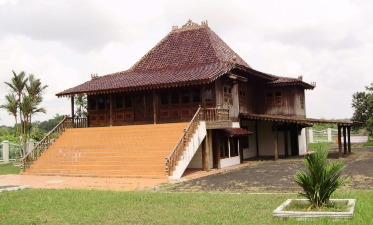 rumah limas adalah rumah adat banga belitung 