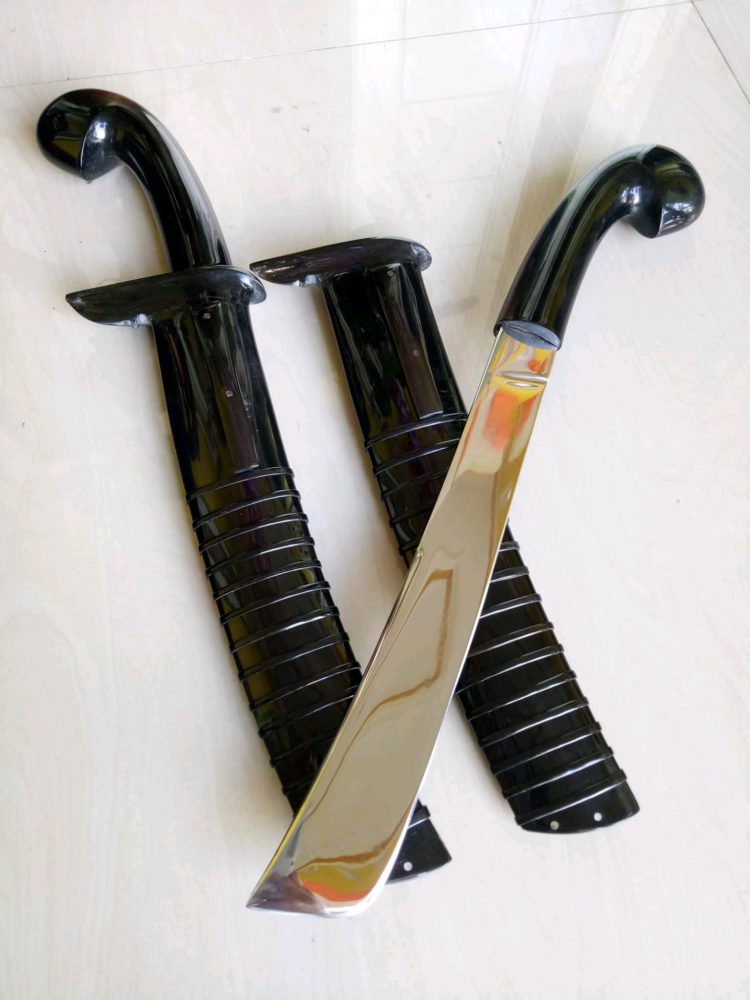 foto senjata tradisional banten asal usul golok ciomas