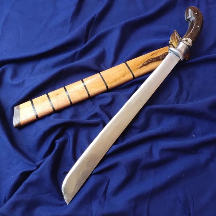 bedog adalah senjata tradisional jawa barat 