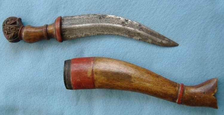 jambia adalah senjata tradisional sulawesi barat 