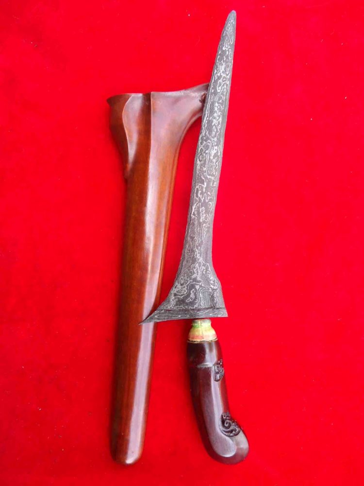 senjata tradisional keris patrem