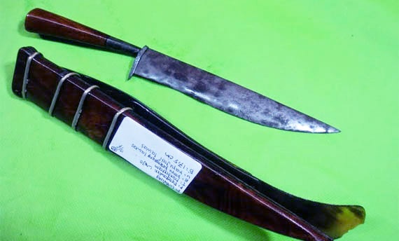wedhung adalah senjata tradisional yogyakarta