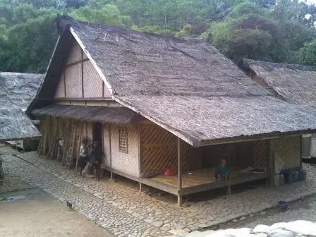 batu kali sistem drainase rumah adat baduy