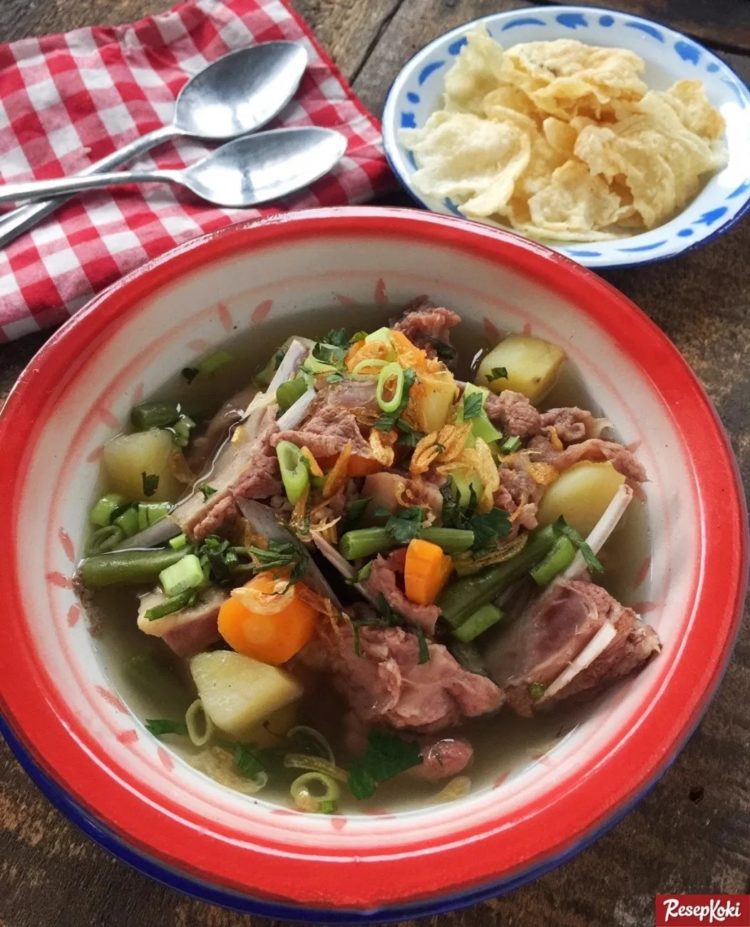 olahan sop kambing makanan khas indonesia