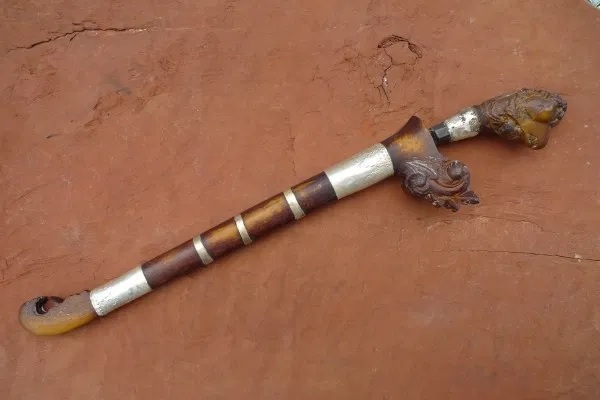 gambar tambak lada senjata tradisional sumatera utara