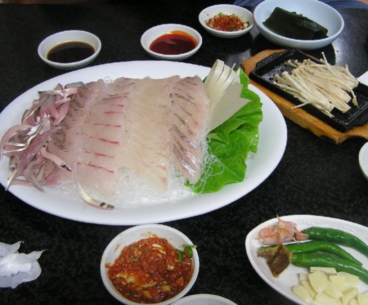 Gambar Hoe Makanan Khas Korea