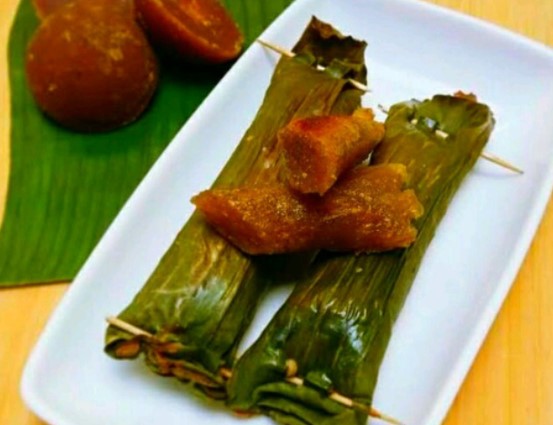 Gambar Lompon g Sagu Makanan Khas Sumatera Barat