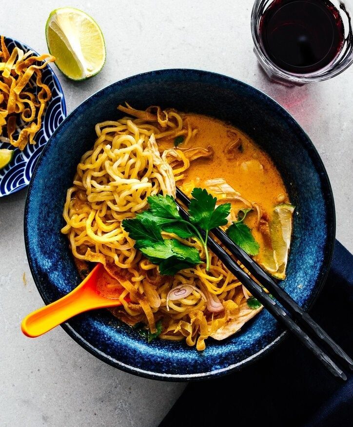 Contoh Makanan khas Thailand Khao Soi