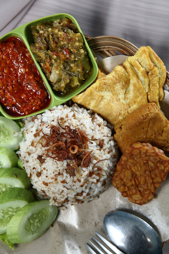  Gambar Nasi Tutug Oncom Makanan Khas Bandung