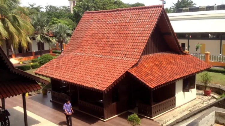 Rumah adat DKI Jakarta suku Betawi