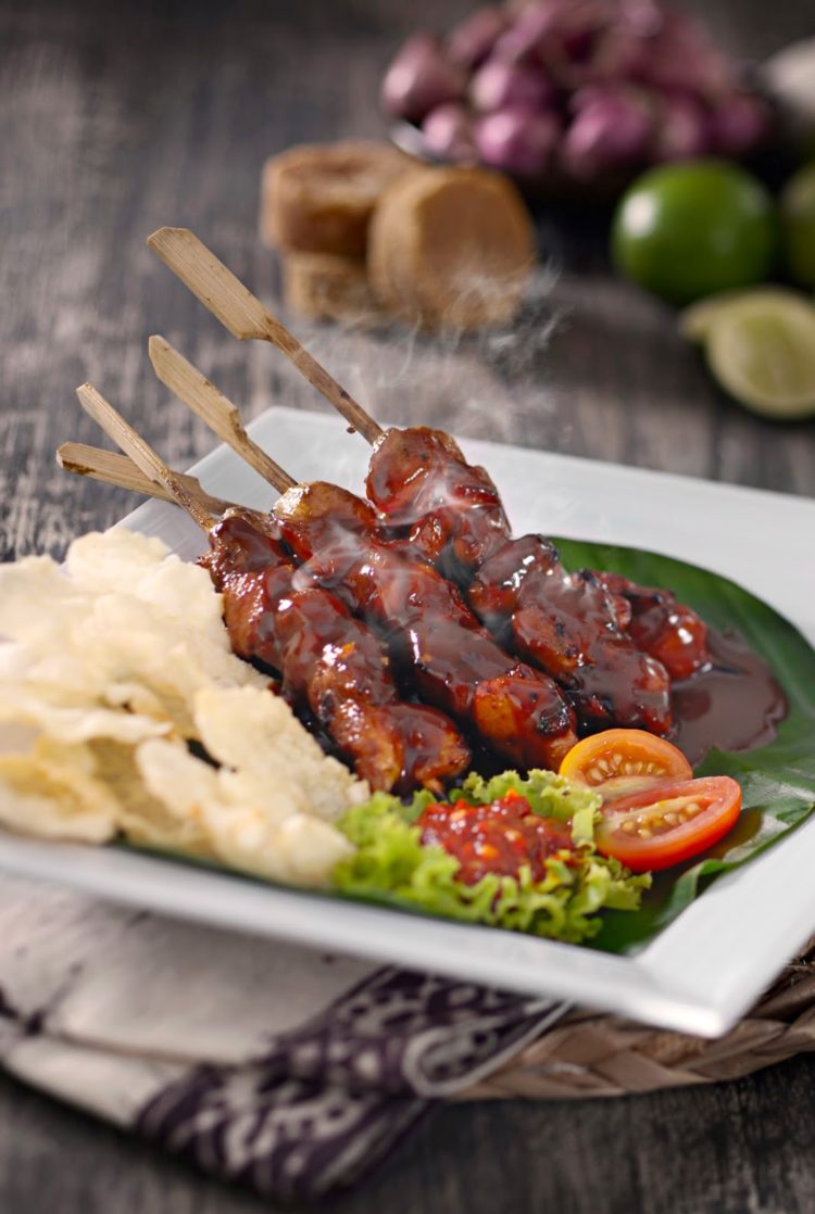 Sate kalak adalah sate dalam makanan khas Semarang