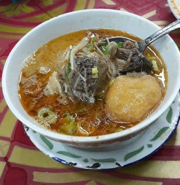  Gambar Sop Saudara Makanan Khas Makassar