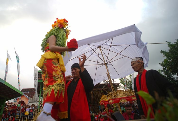 panggung tari seblang banyuwangi