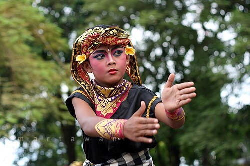 gambar tari bali gopala