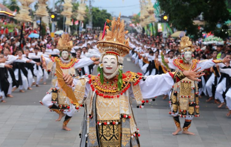 gambar tari bali telek