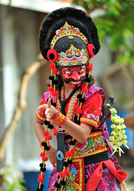 gaya tari topeng cirebon