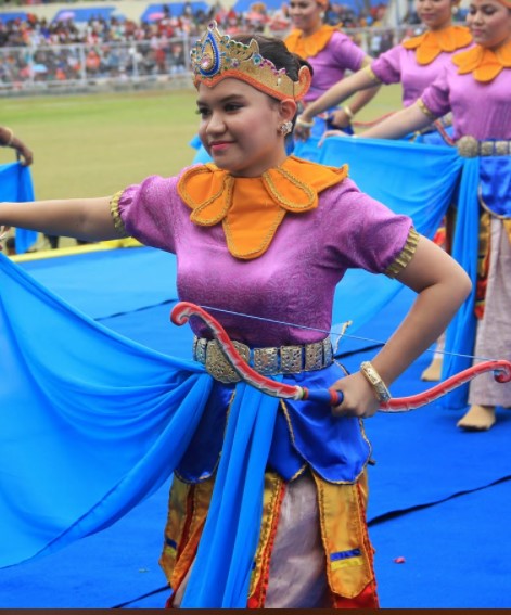 gambar tari tunggal tari dewa memanah