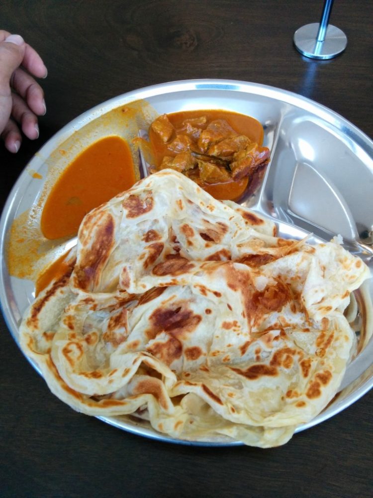 foto makanan khas malaysia roti canai