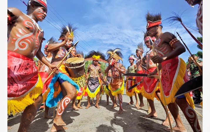 pola lantai tari selamat datang