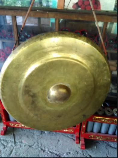 alat musik gong tari jaranan