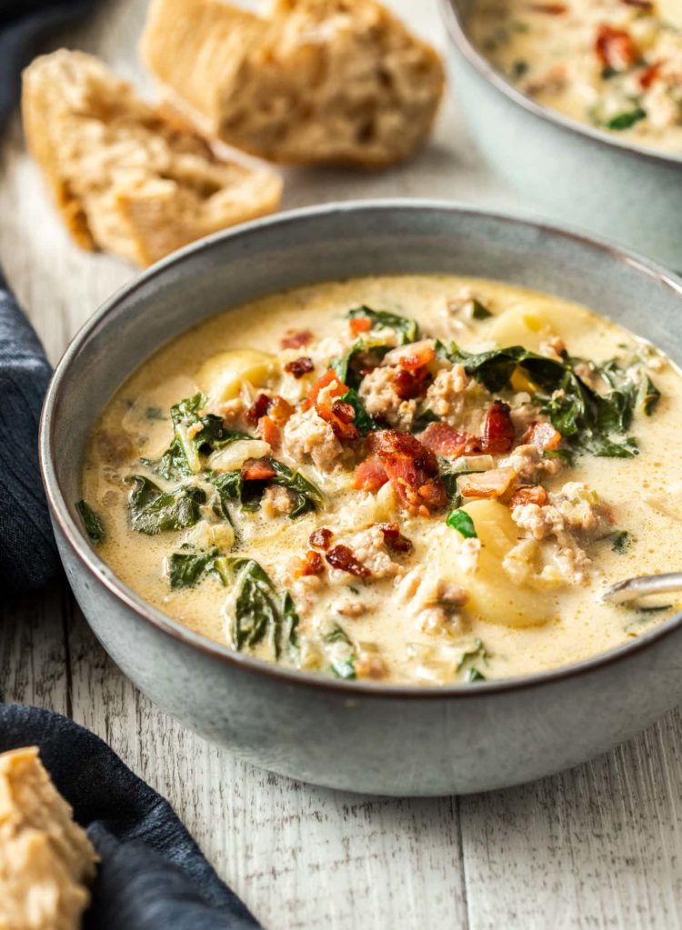 zuppa toscana makanan khas Italia