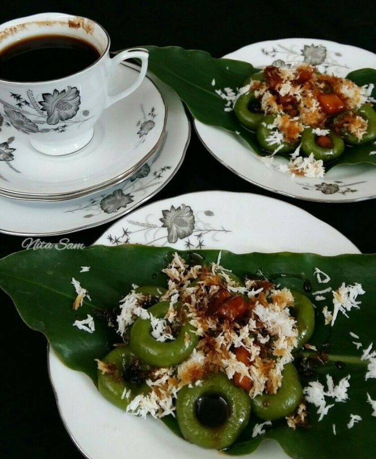 kue gegicak makanan khas Kalimantan Utara