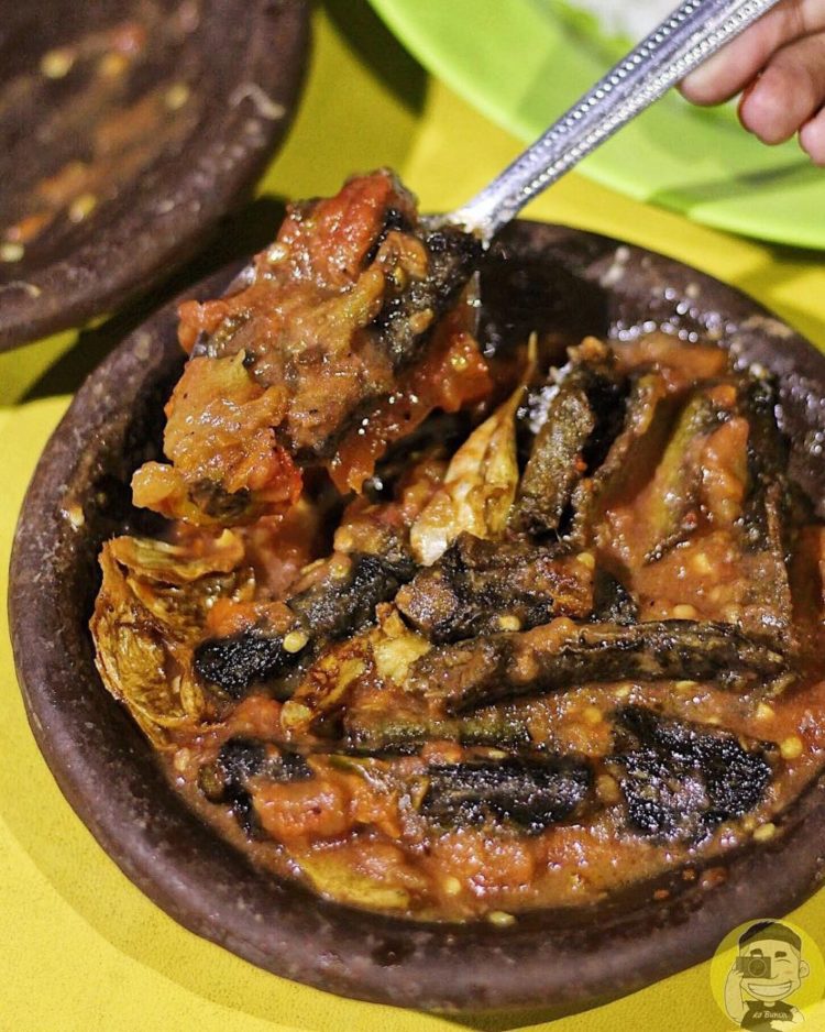 foto makanan khas banten nasi sambal belut