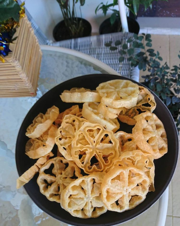 foto makanan khas betawi kembang goyang