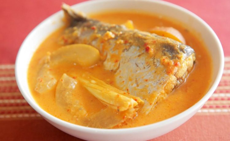 gulai tepek ikan adalah makanan khas jambi 