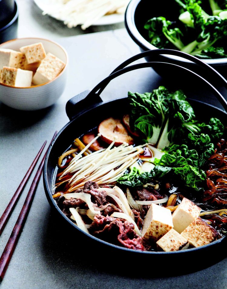 foto makanan khas jepang sukiyaki