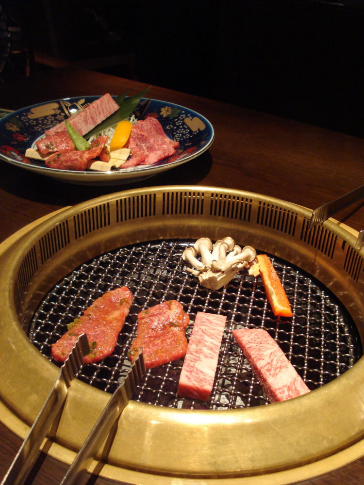 foto makanan khas jepang yakiniku