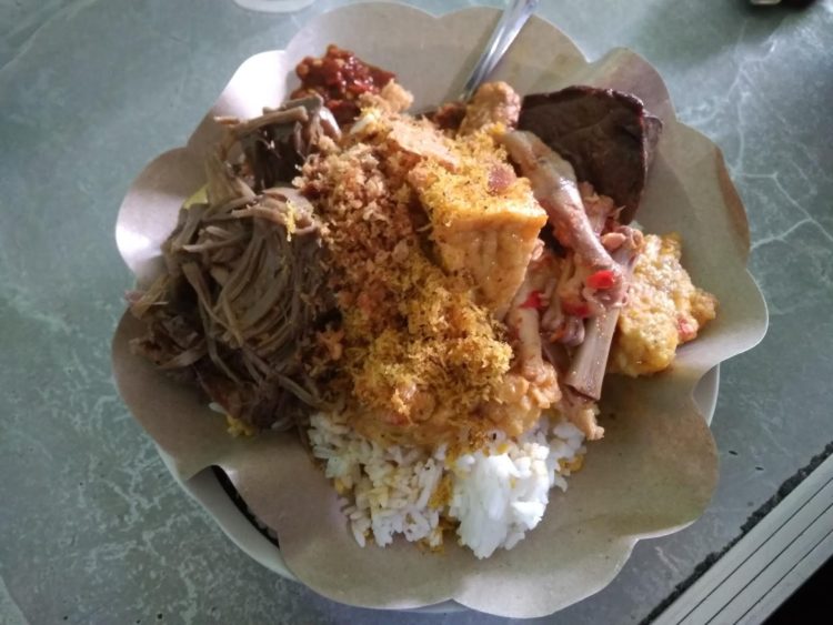 nasi buk adalah makanan khas malang