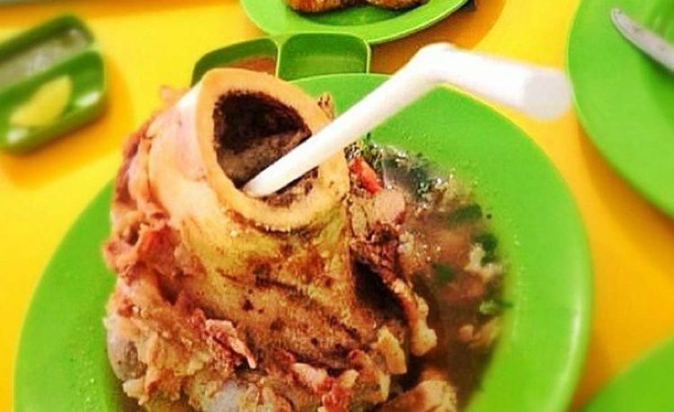 sop sumsum adalah makanan khas malang