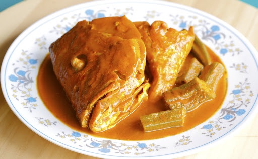 gambar makanan khas singapura kari kepala ikan