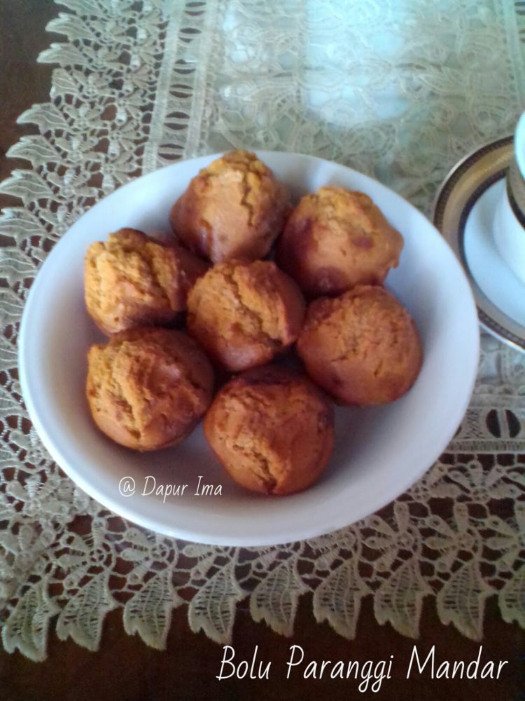 foto makanan khas sulawesi barat bolu paranggi