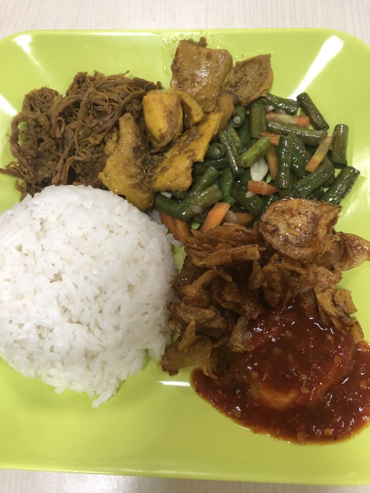 foto makanan khas surabaya nasi empal pengampon