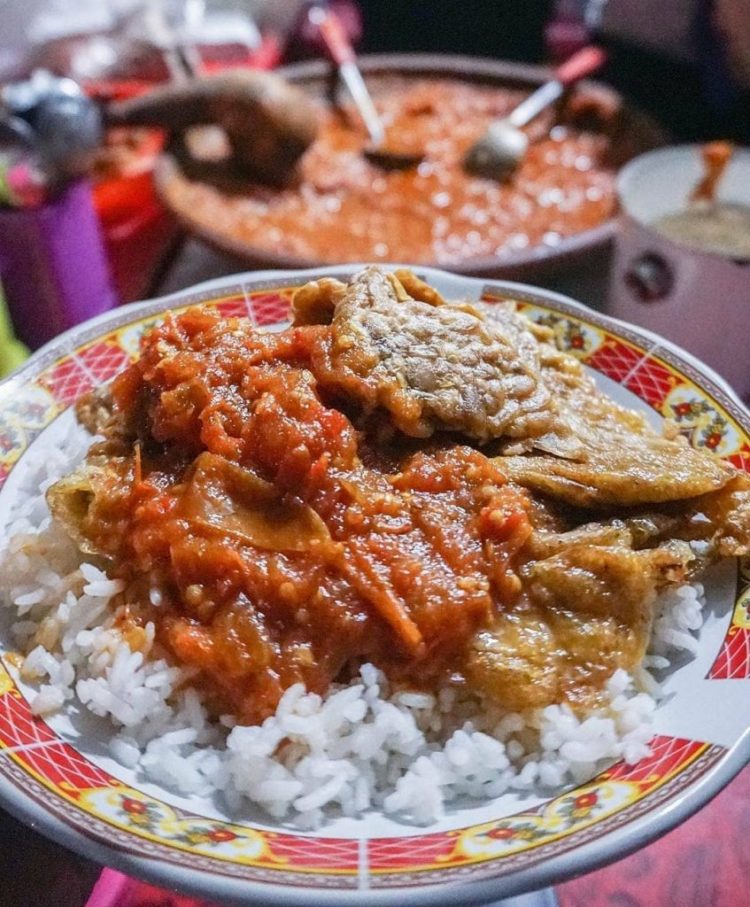 foto makanan khas surabaya sego sambel
