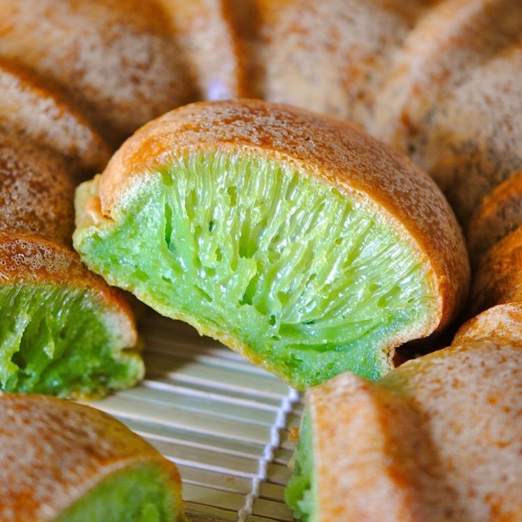 makanan khas vietnam kue bolu