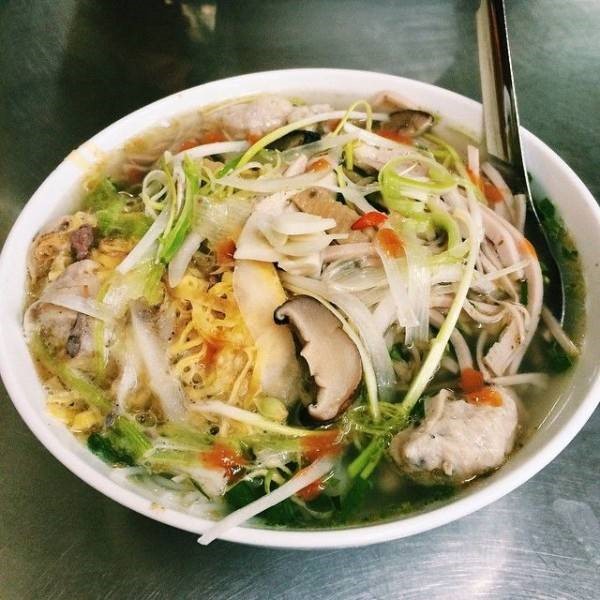 ciri ciri makanan khas vietnam Bun Thang