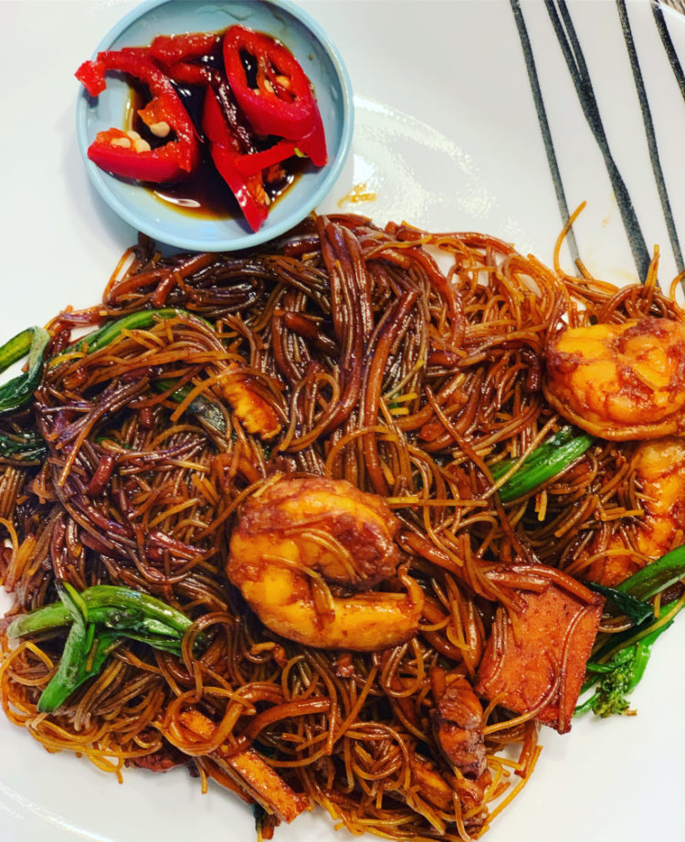 foto makanan khas malaysia hokkien mee