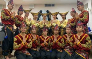 [Lengkap] Tari Indang: Sejarah, Pola Lantai, Musik, Busana + Video