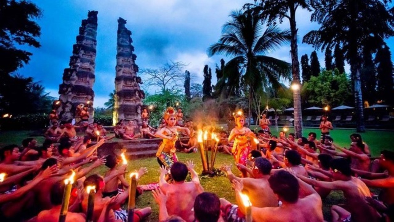 [Penjelasan Lengkap] 40+ Tari Bali yang Populer di Masyarakat