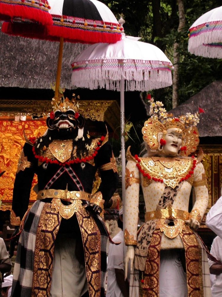 tari barong bali buka jam berapa