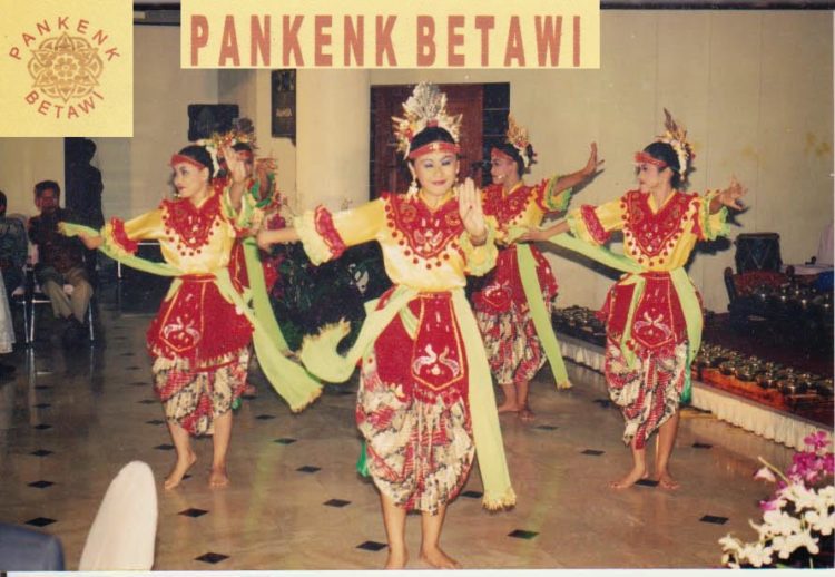 mengenal tari berpasangan tari cokek