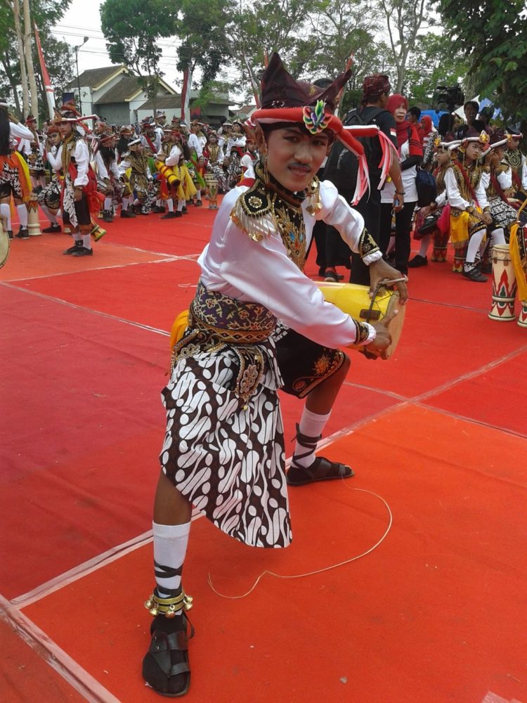 foto tari jawa timur reog kendang tulungagung