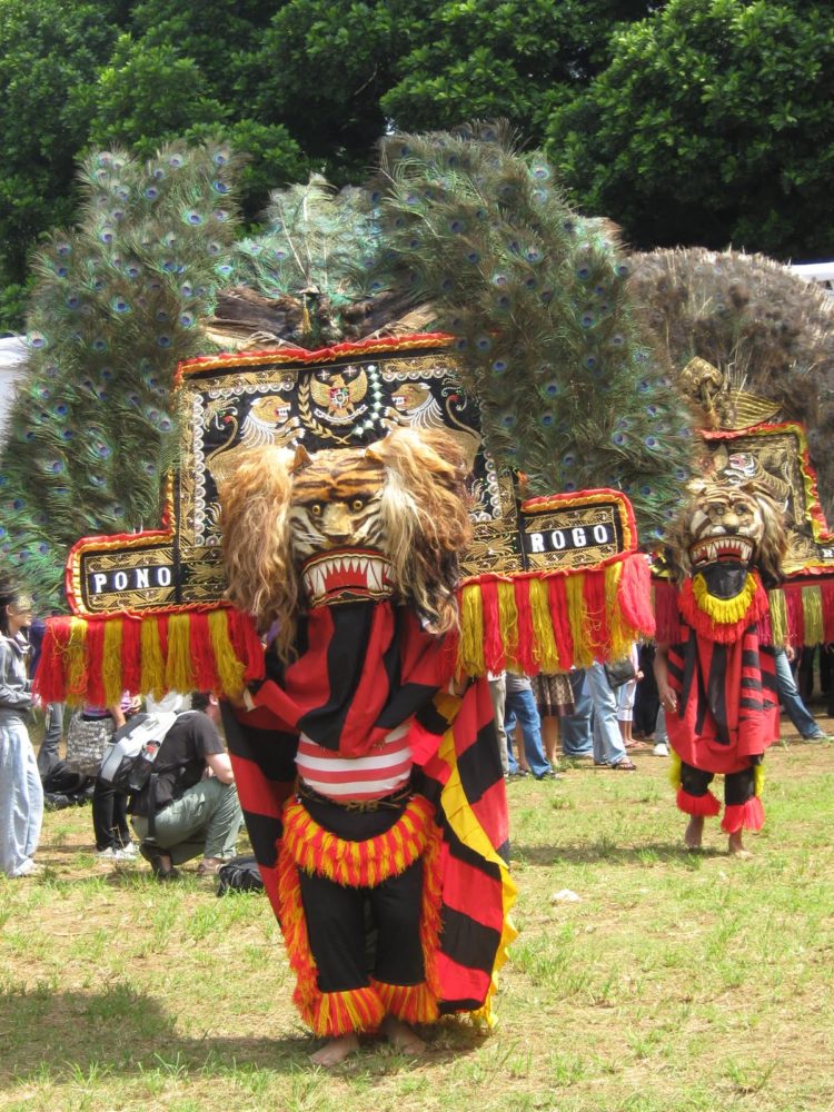 foto tari jawa timur reog ponorogo