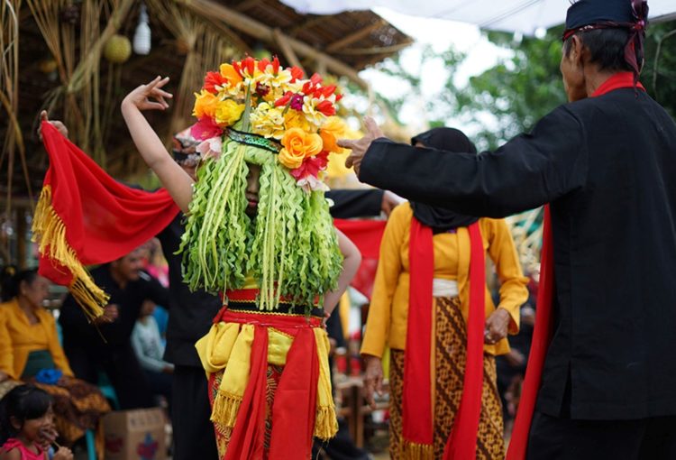 tari seblang definisi tari tradisional dari Jawa Timur