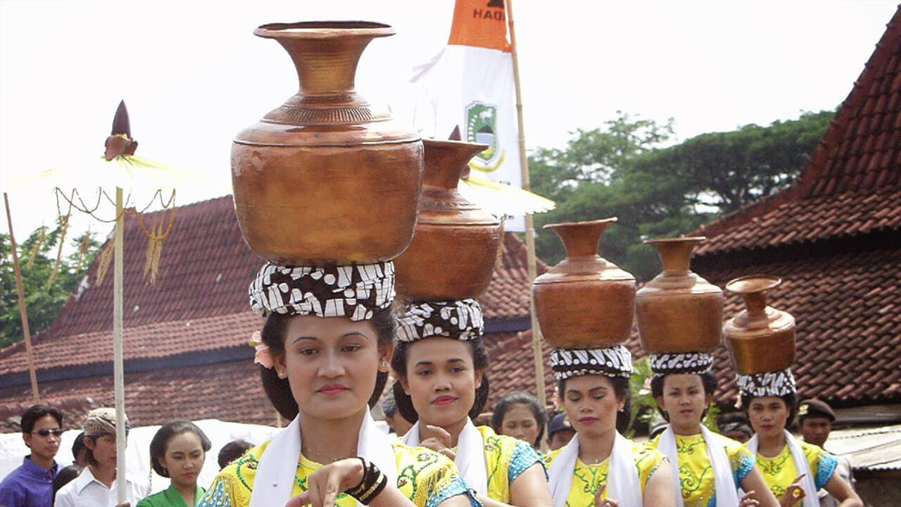 [Lengkap] 20+ Tari Tradisional Jawa Barat yang Populer